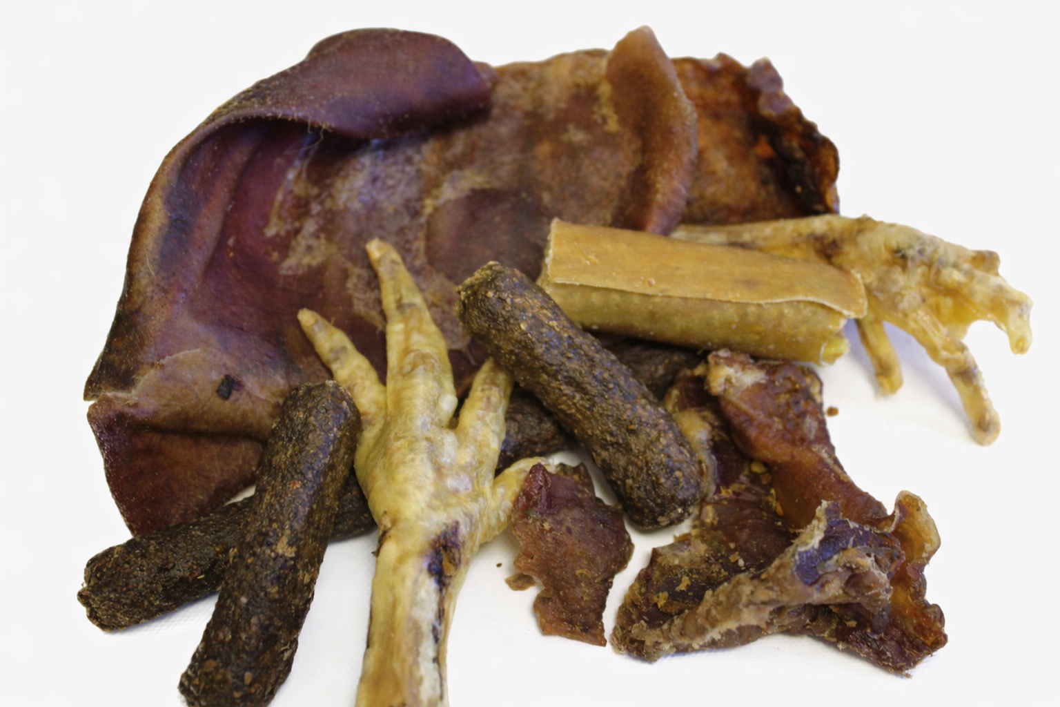 Dog Deli Treat Bag  Natural  Chicken Black Pudding Beef Pigs Ear Sausages